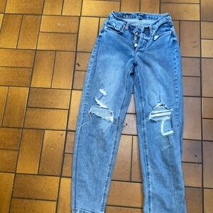 baggy jeans